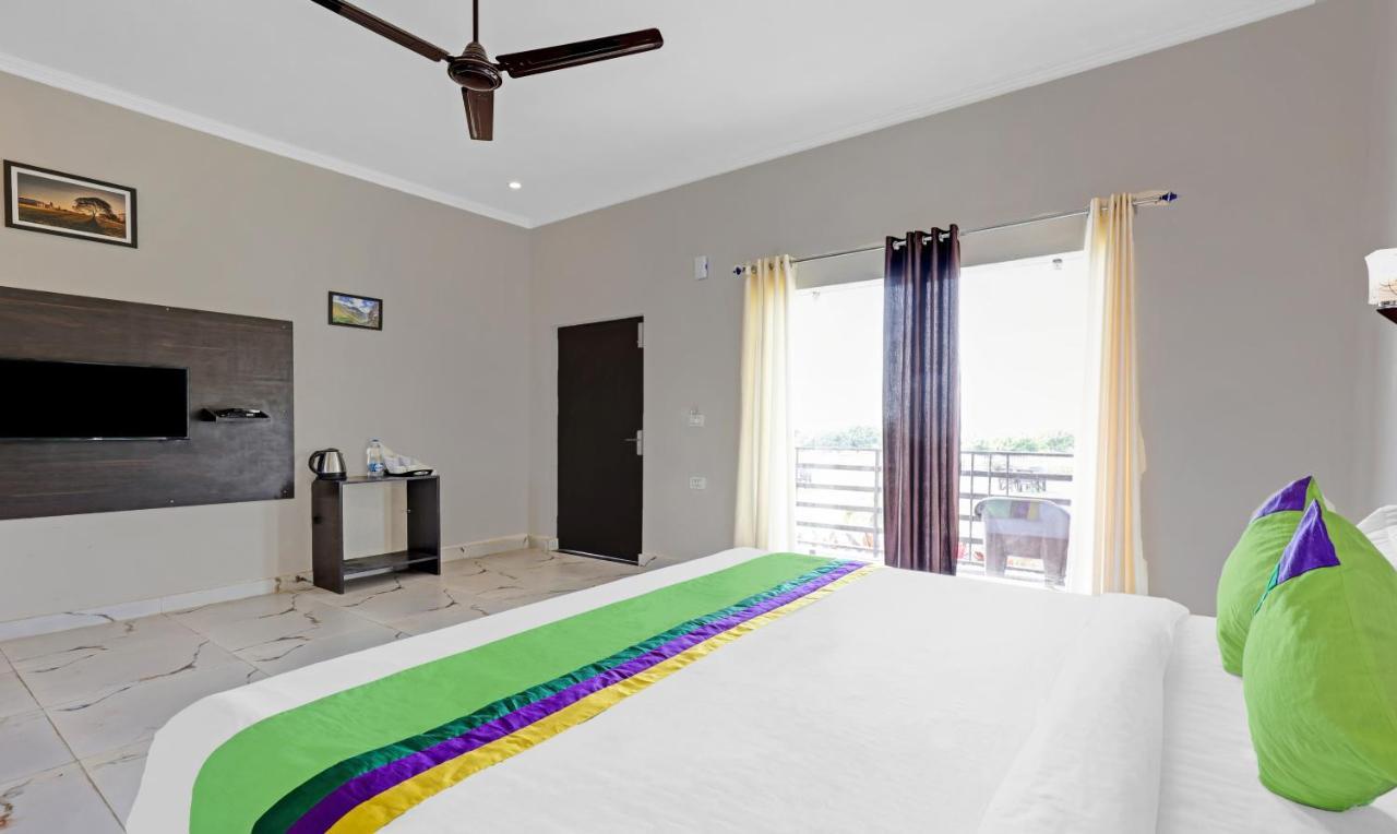 Treebo Kaira Resort With Pool View, 5 Km From Jim Corbett Jungle Safari Рамнаґар Екстер'єр фото